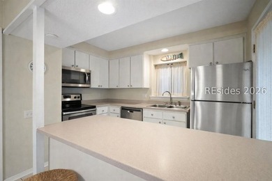 Desirable CORNER UNIT offering a rare and versatile TWO-BEDROOM - photo 11