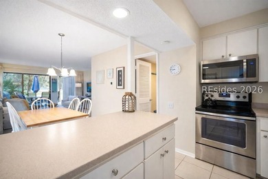 Desirable CORNER UNIT offering a rare and versatile TWO-BEDROOM - photo 13
