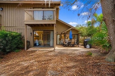 Desirable CORNER UNIT offering a rare and versatile TWO-BEDROOM - photo 27