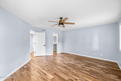 Tucked among the pines in a quiet pocket of Flagstaff, 1426 N - photo 18