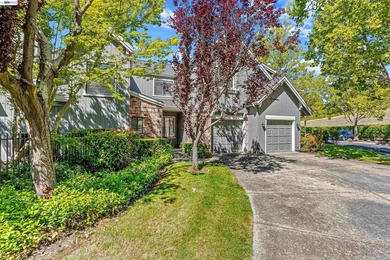 Beautifully renovated 3 bedroom, 2.5 bath home that lives like a - photo 3
