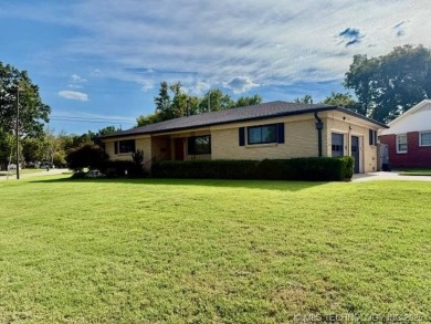 Arkansas River Home For Sale in Tulsa Oklahoma