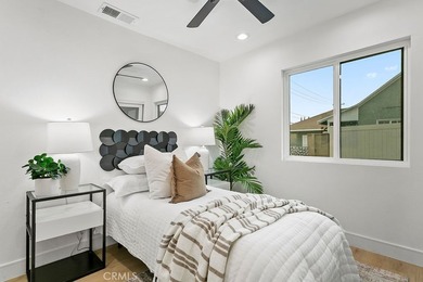 Renovated and Gorgeous: 3 HOMES on 1 LOT. Lease this compound - photo 20
