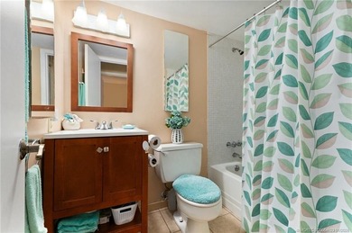 This cozy condo offers everything you need for Florida living - photo 20