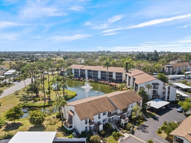 (private lake, pond, creek) Condo For Sale in Venice Florida