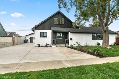 Renovated and Gorgeous: 3 HOMES on 1 LOT. Lease this compound - photo 23