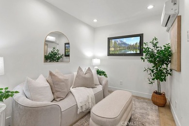 Renovated and Gorgeous: 3 HOMES on 1 LOT. Lease this compound - photo 27