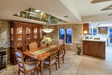 ONE OWNER CUSTOM HOME!!!! Absolutely mint condition and upgraded - photo 8