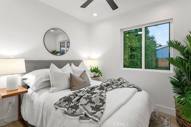 Renovated and Gorgeous: 3 HOMES on 1 LOT. Lease this compound - photo 28