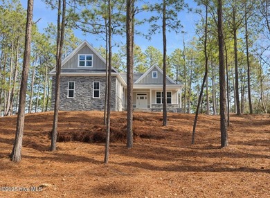 Lake Auman Home For Sale in West End North Carolina