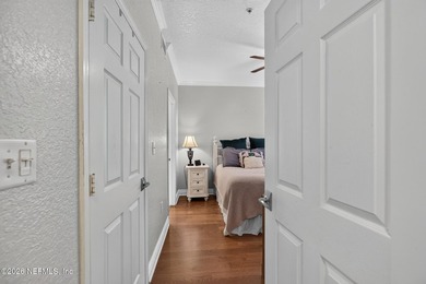 Ground level completely updated condo in the beautiful Villa - photo 33