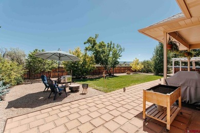Welcome home to this beautifully updated ranch-style property in - photo 34