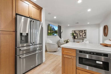 Renovated and Gorgeous: 3 HOMES on 1 LOT. Lease this compound - photo 39