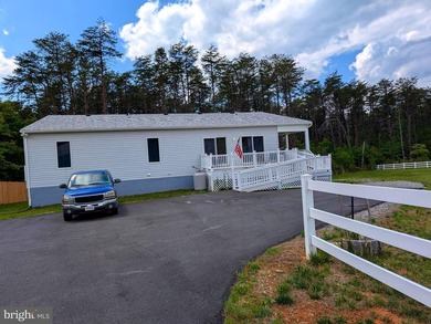 Welcome home to this fully furnished, inviting 3BR, 2.5BA - photo 1