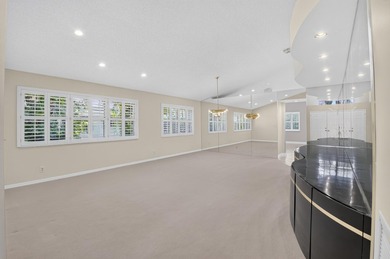 BEAUTIFUL CORNER VILLA WITH GARAGE AND PRIVATE GARDEN VIEWS - photo 8
