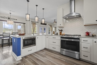 Built just 5 years ago by Butler Homes, known for their quality - photo 15