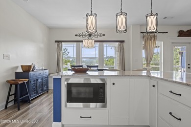 Built just 5 years ago by Butler Homes, known for their quality - photo 17