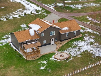 Check out this stunner! Split-level design sitting on 3 acres of - photo 8