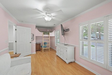 This spacious approximately 3,600-square-foot split-level home - photo 26