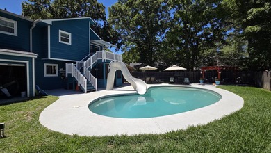 This spacious approximately 3,600-square-foot split-level home - photo 37