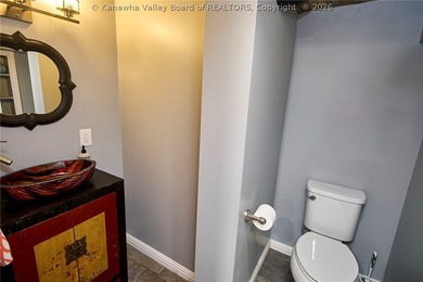 Back on the market due to no fault of seller. Fresh updates - photo 44