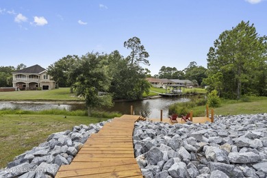 Built just 5 years ago by Butler Homes, known for their quality - photo 49