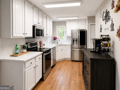 Additional listing photo 4