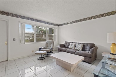 Welcome to this well-maintained 1-bedroom, 1-bath FIRST FLOOR - photo 4