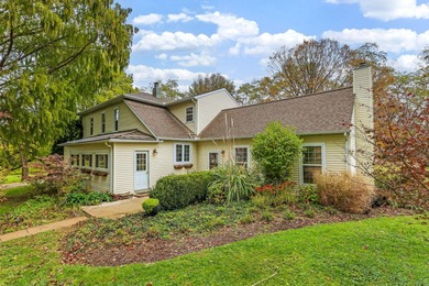 (private lake, pond, creek) Home For Sale in Pataskala Ohio