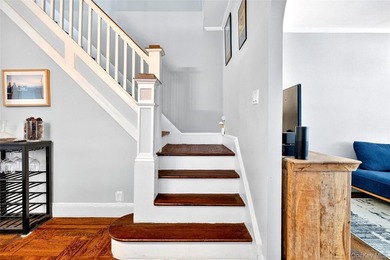 Well maintained and thoughtfully updated, this Morris Park - photo 22
