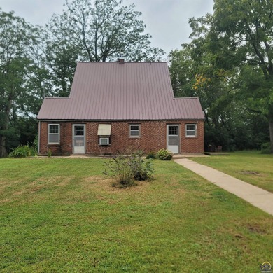 Check out this rare find in the Seaman school district! - photo 2