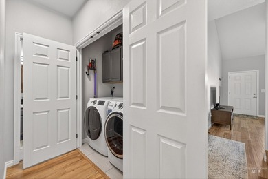 Don't miss your chance to own this fully renovated and - photo 23