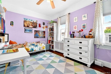 Well maintained and thoughtfully updated, this Morris Park - photo 27