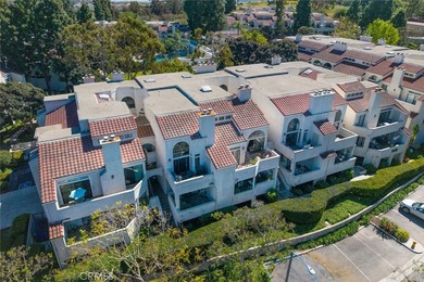 Welcome to luxury coastal living in Huntington Beach's highly - photo 34