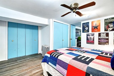 Well maintained and thoughtfully updated, this Morris Park - photo 40