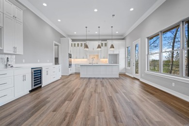 Lake Hamilton Home For Sale in Hot Springs Arkansas