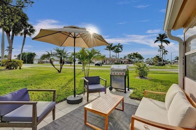 Beautifully updated 1-bedroom, 1-bath corner villa in the - photo 4