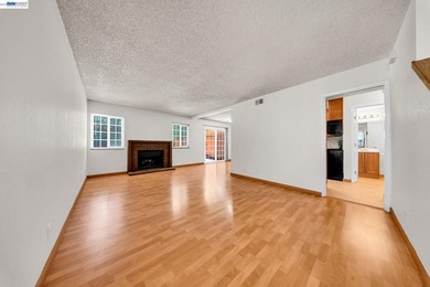 Beautifully Updated Home with NO HOA & ADU Potential in - photo 4