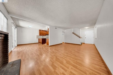 Beautifully Updated Home with NO HOA & ADU Potential in - photo 7