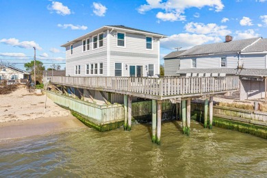 Delaware Bay  Home For Sale in Fortescue New Jersey