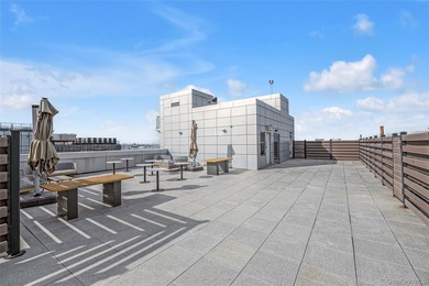 The Farrington offers refined modern living with exceptional - photo 15