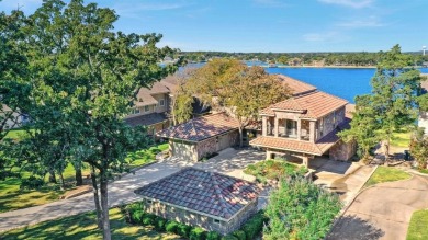 Lake Kiowa Home For Sale in Gainesville Texas