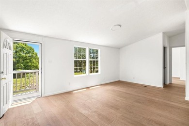 BACK ON THE MARKET AT NO FAULT TO SELLER Spacious double-wide - photo 4