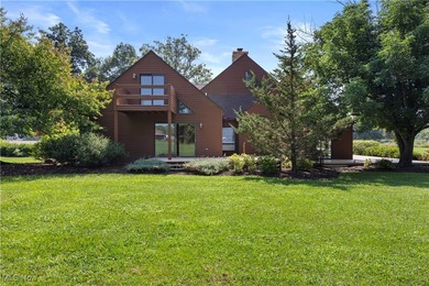 (private lake, pond, creek) Home For Sale in Grafton Ohio