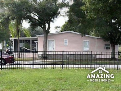 Move right into this stunning, fully updated manufactured home - photo 1