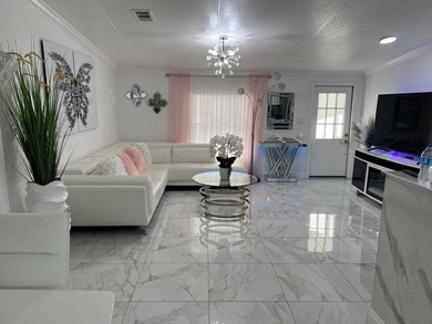 Move right into this stunning, fully updated manufactured home - photo 2
