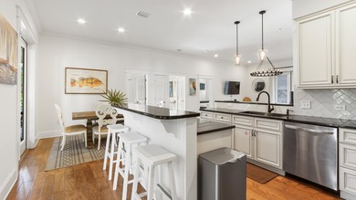 Introducing a charming coastal cottage located in the heart of - photo 34