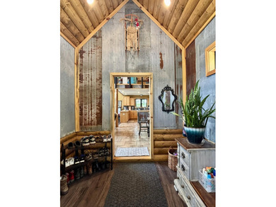Every detail of this extraordinary custom home reflects - photo 5
