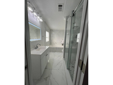 Move right into this stunning, fully updated manufactured home - photo 7