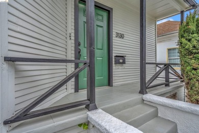 Welcome home! This adorable 2-bedroom, 1-bathroom house has been - photo 4